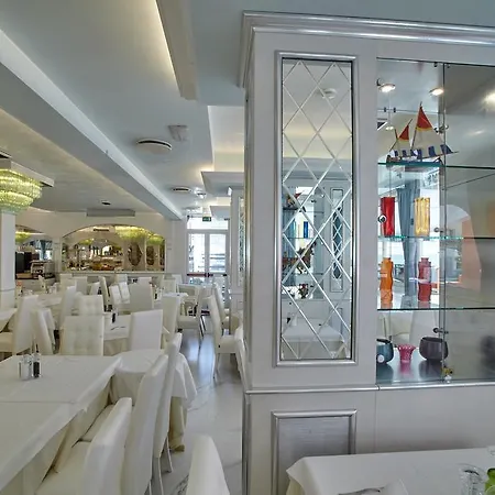 Helen Hotel Caorle