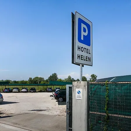 Helen 3*