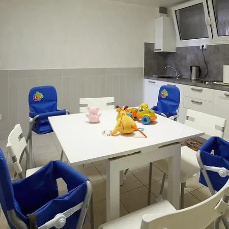 Helen קאורלה