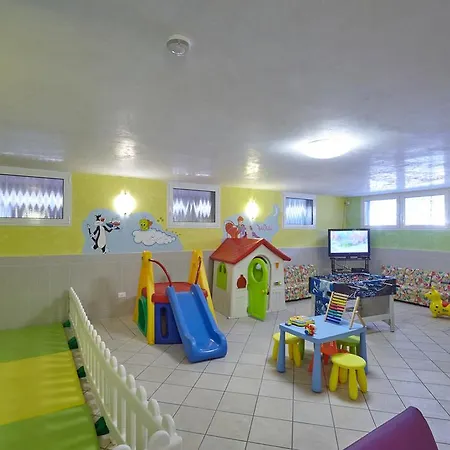 Helen Hotell Caorle